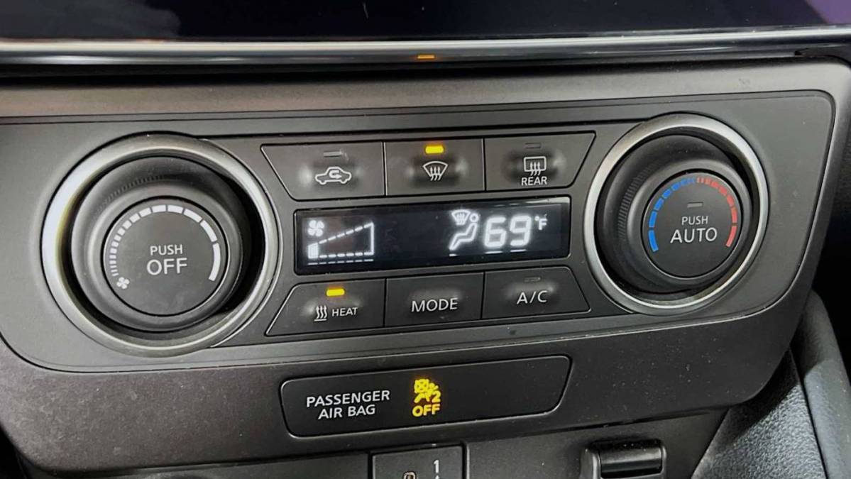 2022 Nissan LEAF 1N4AZ1BV8NC562345