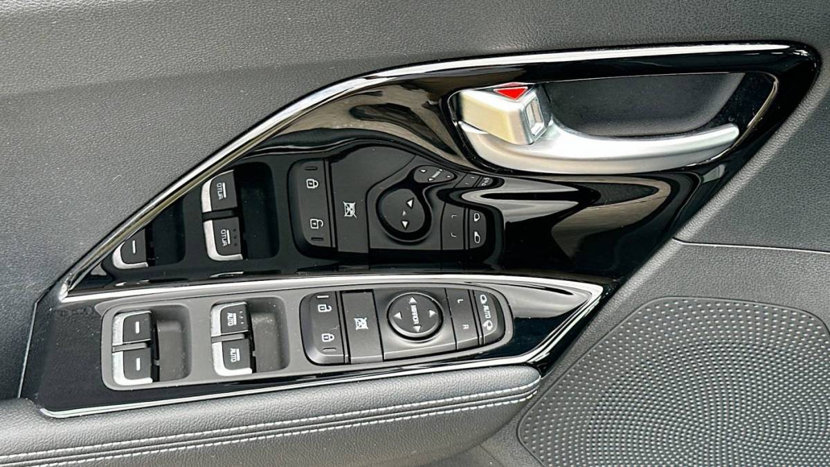 2022 Kia NIRO EV KNDCC3LG5N5138528