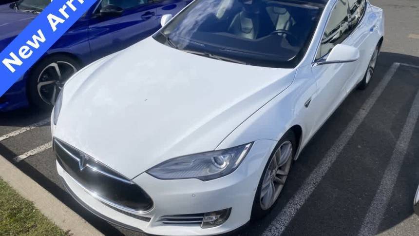 2016 Tesla Model S 5YJSA1E23GF127603
