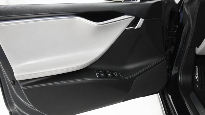 2015 Tesla Model S 5YJSA1H12FFP68503