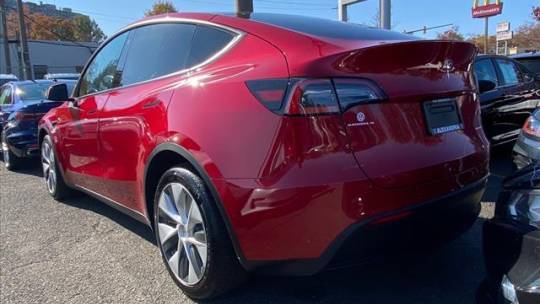2021 Tesla Model Y 5YJYGDEEXMF075502