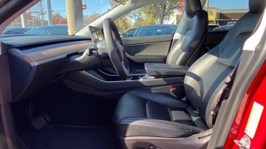 2021 Tesla Model Y 5YJYGDEEXMF075502