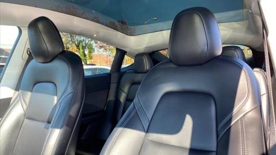 2021 Tesla Model Y 5YJYGDEEXMF075502