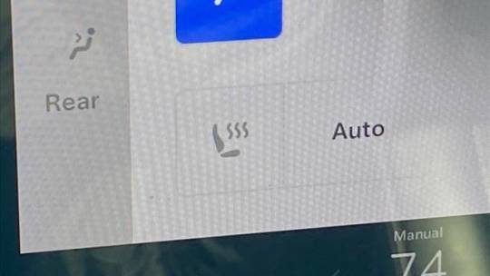 2021 Tesla Model Y 5YJYGDEEXMF075502