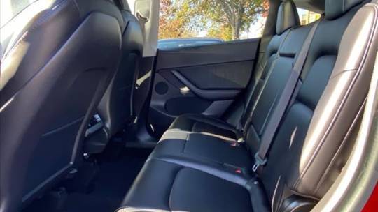2021 Tesla Model Y 5YJYGDEEXMF075502