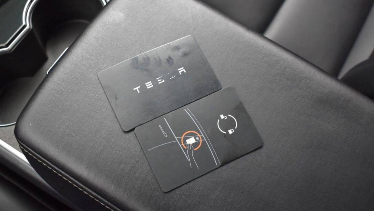 2018 Tesla Model 3 5YJ3E1EB4JF067380