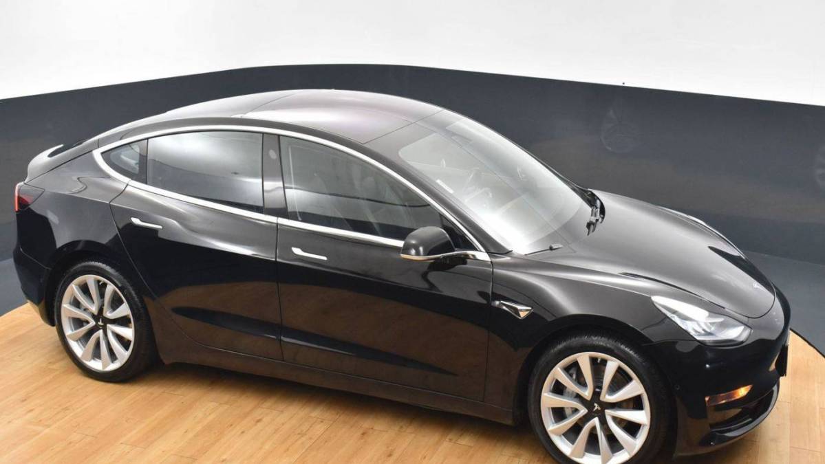 2018 Tesla Model 3 5YJ3E1EB4JF067380