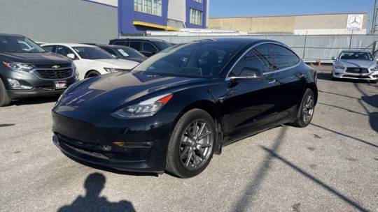 2018 Tesla Model 3 5YJ3E1EA3JF166103