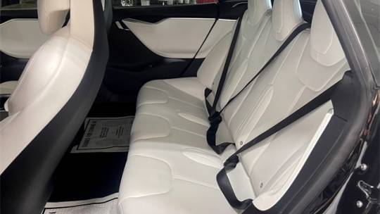 2017 Tesla Model S 5YJSA1E22HF208755