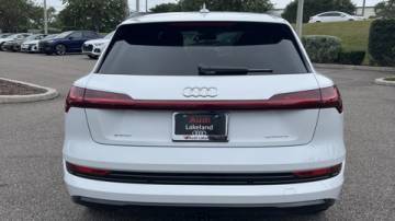 2021 Audi e-tron WA1LAAGE7MB004200