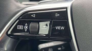 2021 Audi e-tron WA1LAAGE7MB004200