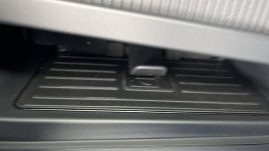 2021 Audi e-tron WA1LAAGE7MB004200