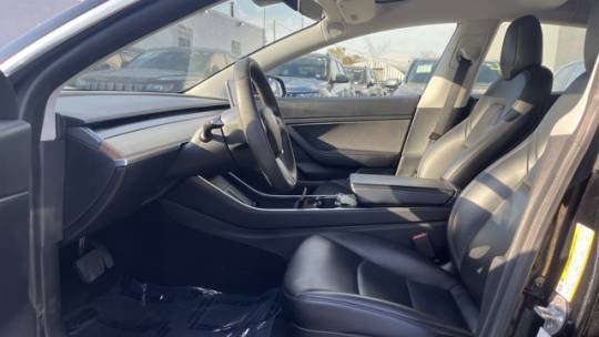 2020 Tesla Model 3 5YJ3E1EA3LF738922