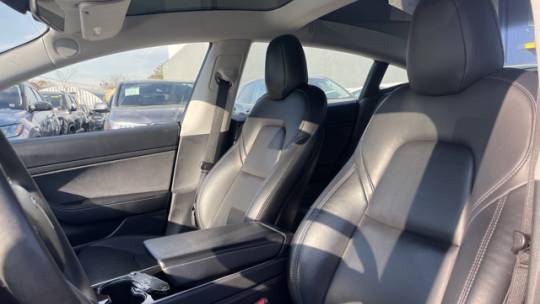 2020 Tesla Model 3 5YJ3E1EA3LF738922