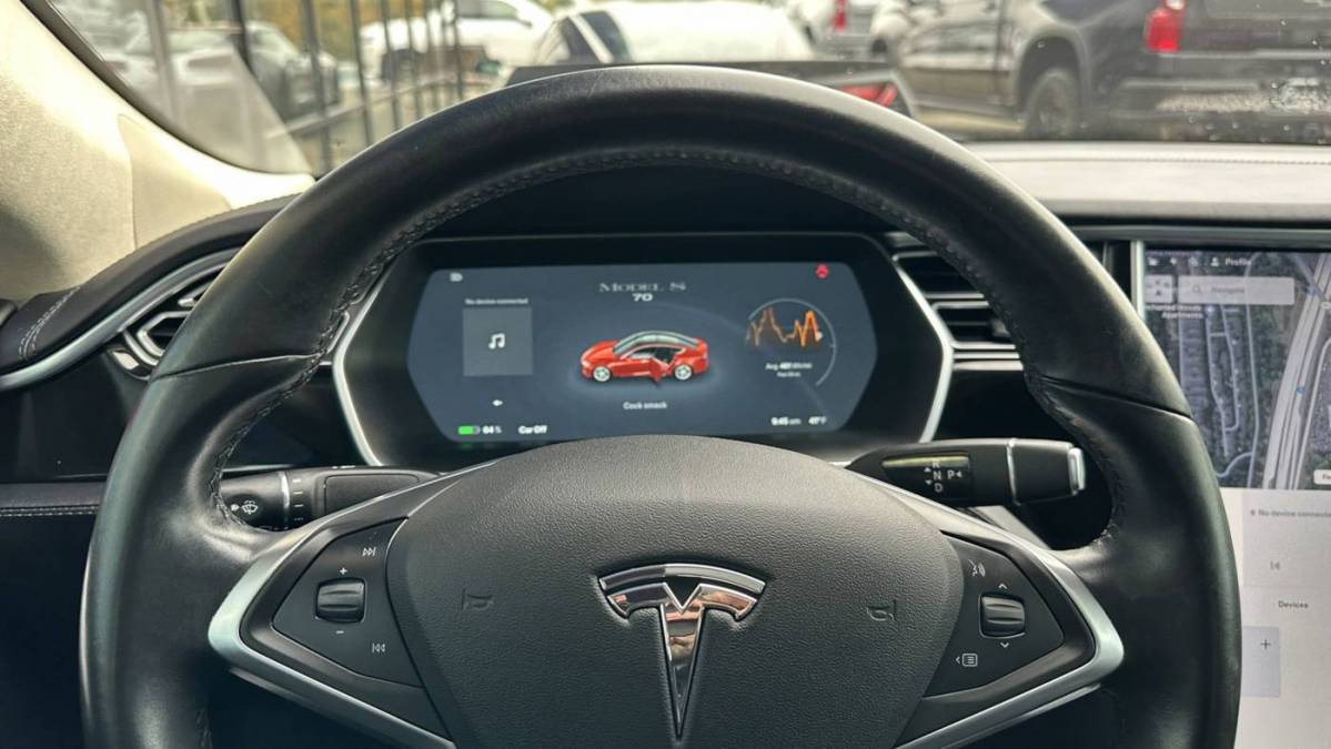 2016 Tesla Model S 5YJSA1E19GF131243