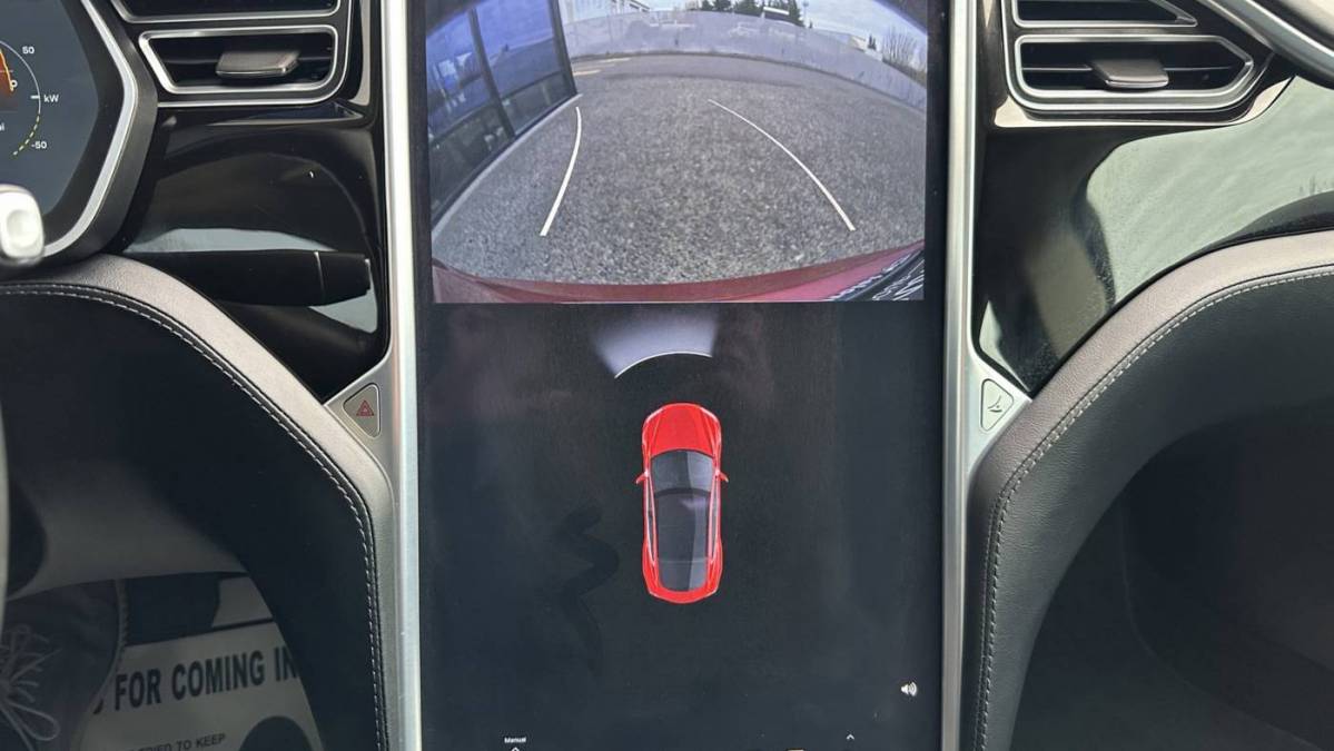 2016 Tesla Model S 5YJSA1E19GF131243