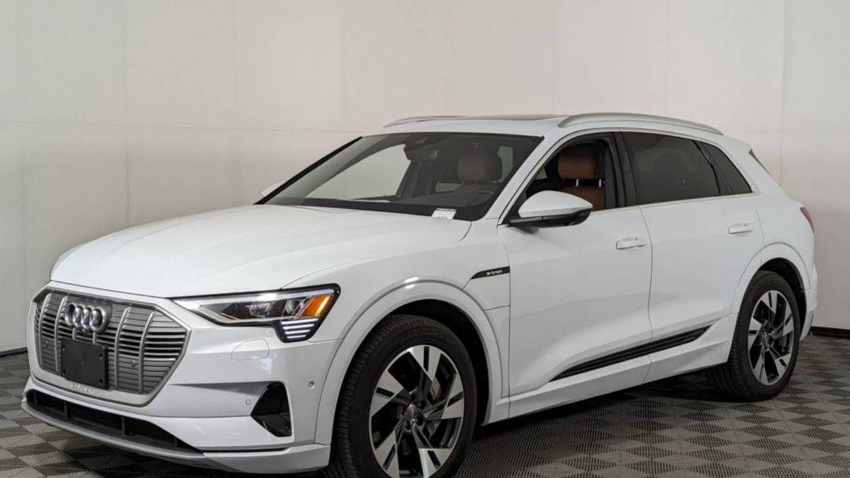 2021 Audi e-tron WA1LAAGE6MB003491