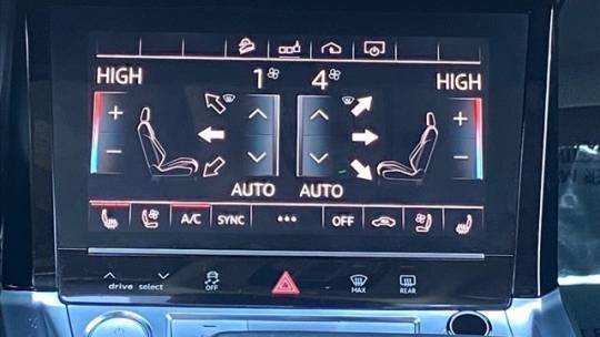 2019 Audi e-tron WA1LAAGE1KB025055