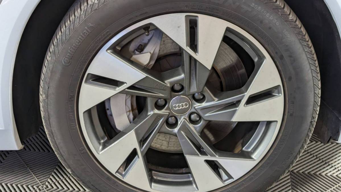 2021 Audi e-tron WA1LAAGE6MB003491