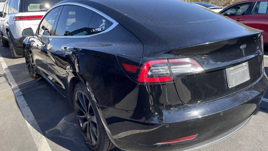 2019 Tesla Model 3 5YJ3E1EA2KF395258