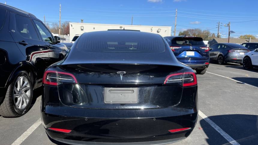 2019 Tesla Model 3 5YJ3E1EA2KF395258