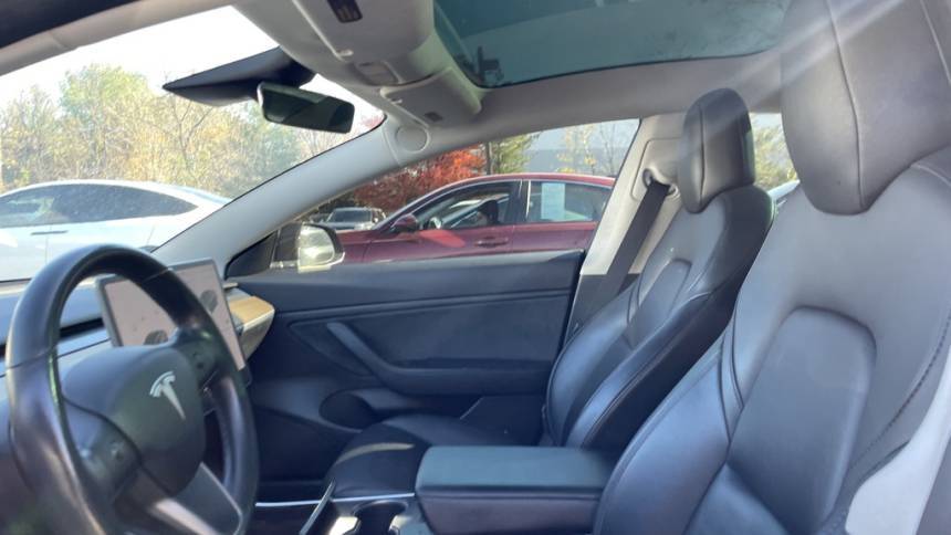2019 Tesla Model 3 5YJ3E1EA2KF395258