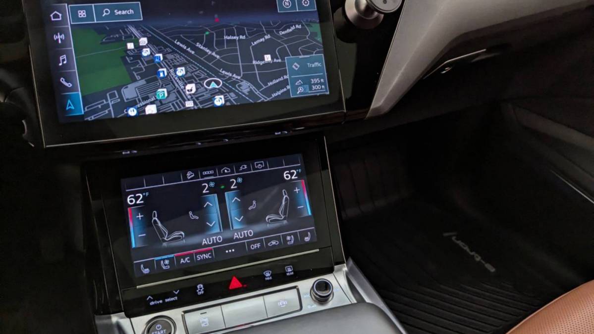 2021 Audi e-tron WA1LAAGE6MB003491