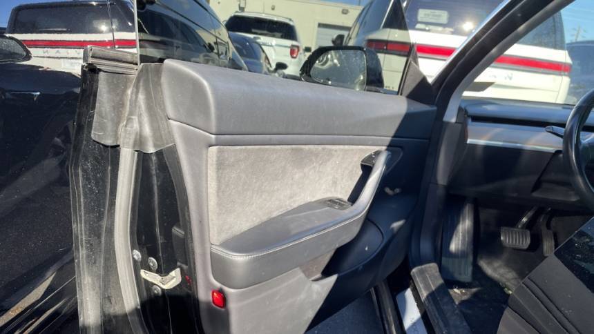 2019 Tesla Model 3 5YJ3E1EA2KF395258