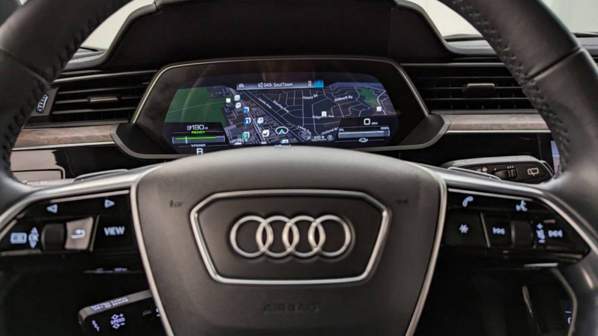 2021 Audi e-tron WA1LAAGE6MB003491