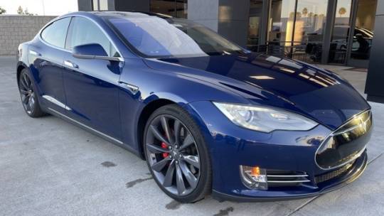2015 Tesla Model S 5YJSA1H48FF082525