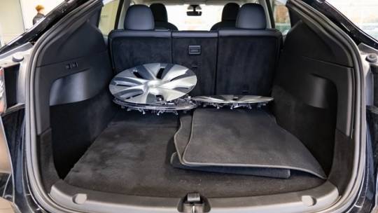2020 Tesla Model Y 5YJYGDEE2LF050673