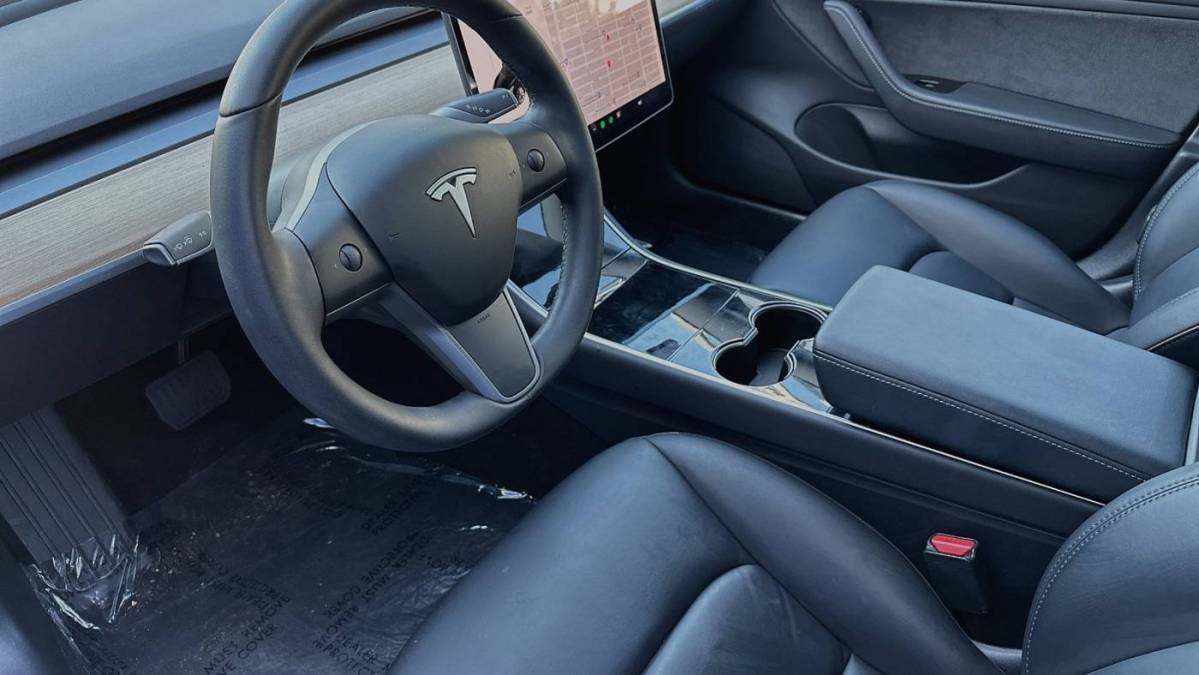 2019 Tesla Model 3 5YJ3E1EB9KF418625