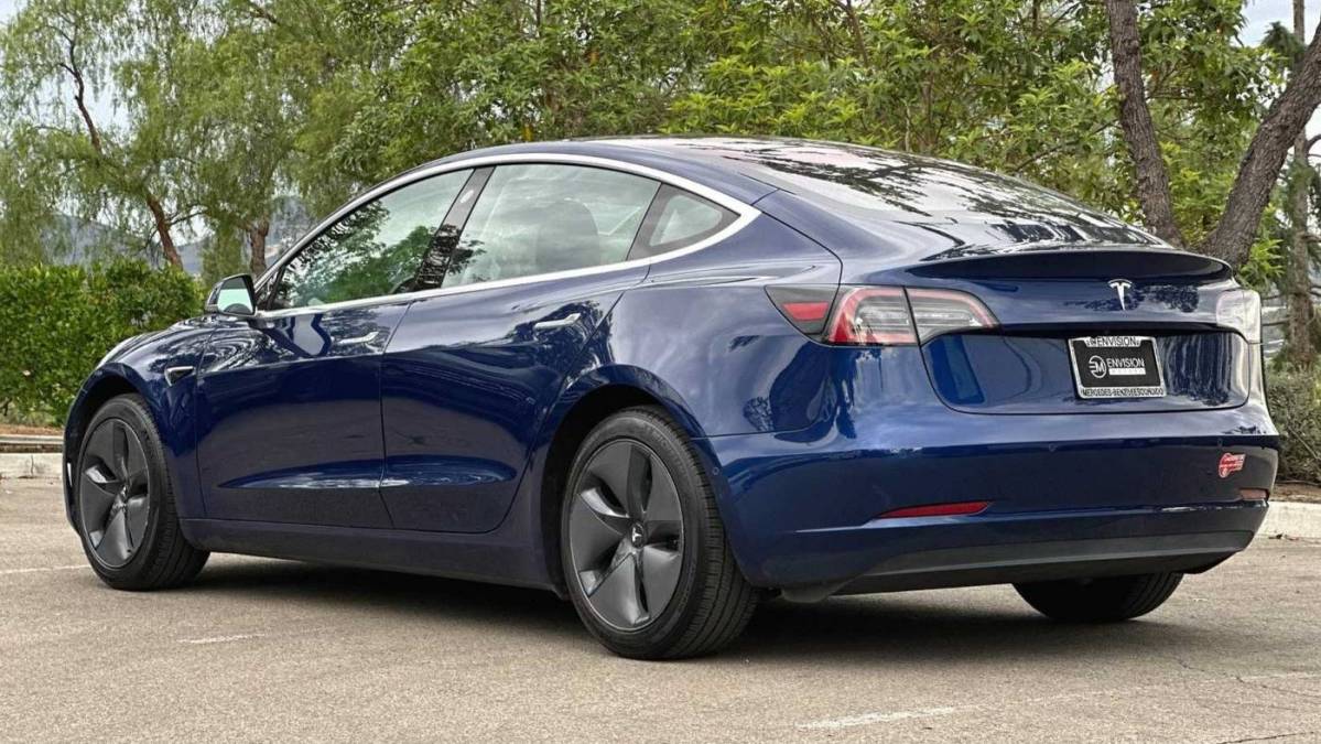 2017 Tesla Model 3 5YJ3E1EA6HF001513