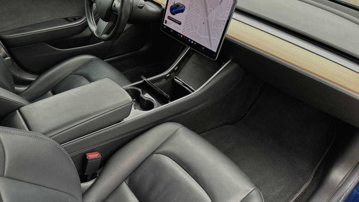 2017 Tesla Model 3 5YJ3E1EA6HF001513