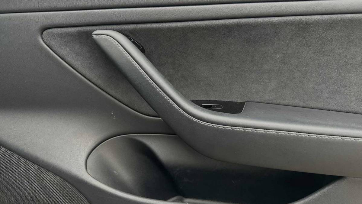 2017 Tesla Model 3 5YJ3E1EA6HF001513