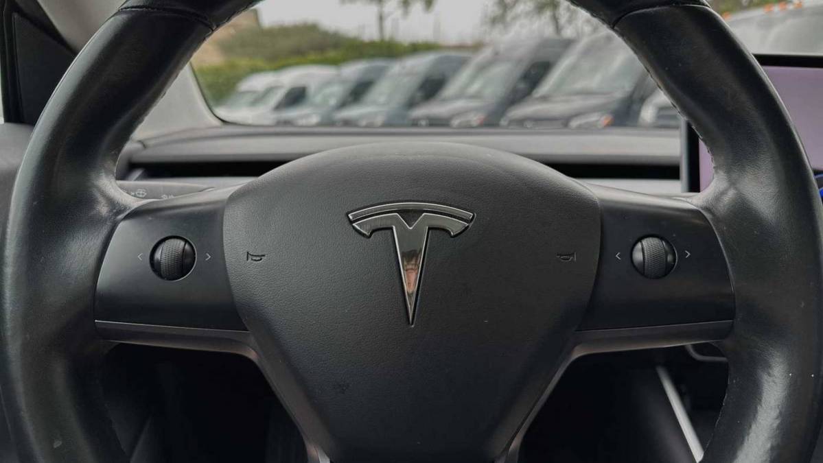 2017 Tesla Model 3 5YJ3E1EA6HF001513