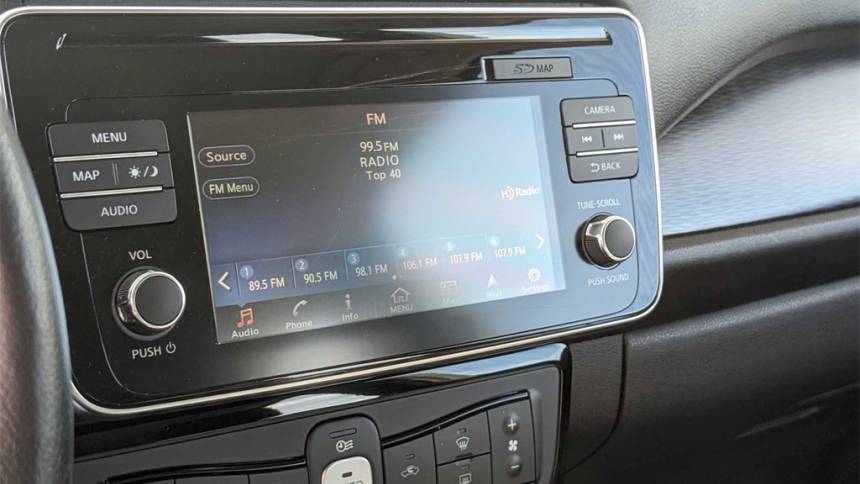 2018 Nissan LEAF 1N4AZ1CP5JC304083