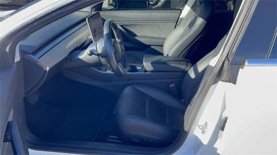 2018 Tesla Model 3 5YJ3E1EB5JF134083