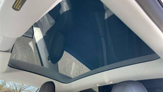 2018 Tesla Model 3 5YJ3E1EB5JF134083