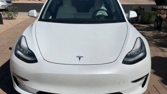 2018 Tesla Model 3 5YJ3E1EB7JF122467