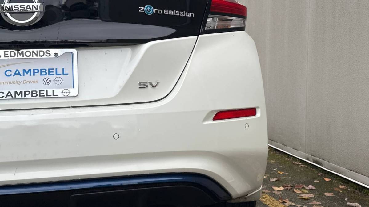 2022 Nissan LEAF 1N4AZ1CV4NC560297