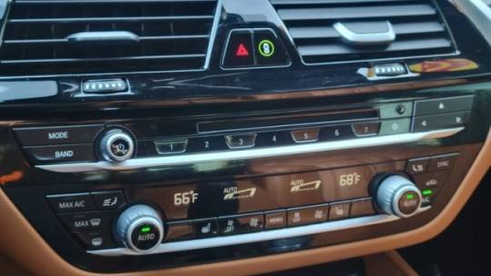2018 BMW 5 Series WBAJA9C58JB248982