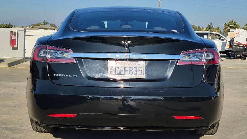 2017 Tesla Model S 5YJSA1E10HF233905