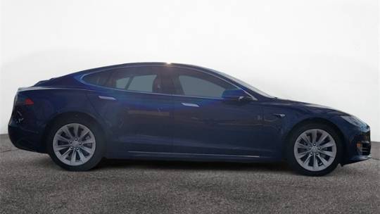 2017 Tesla Model S 5YJSA1E21HF186540