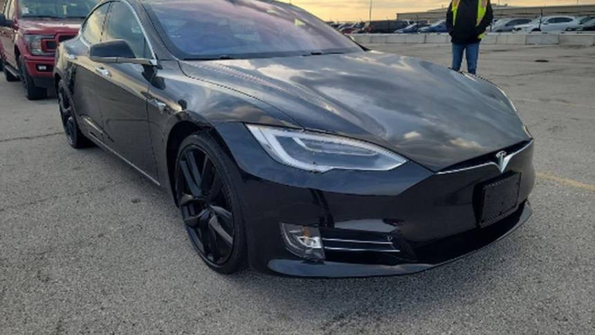 2018 Tesla Model S 5YJSA1E49JF260682