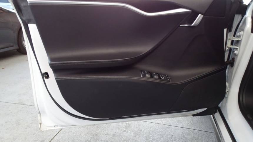 2015 Tesla Model S 5YJSA1E48FF115706