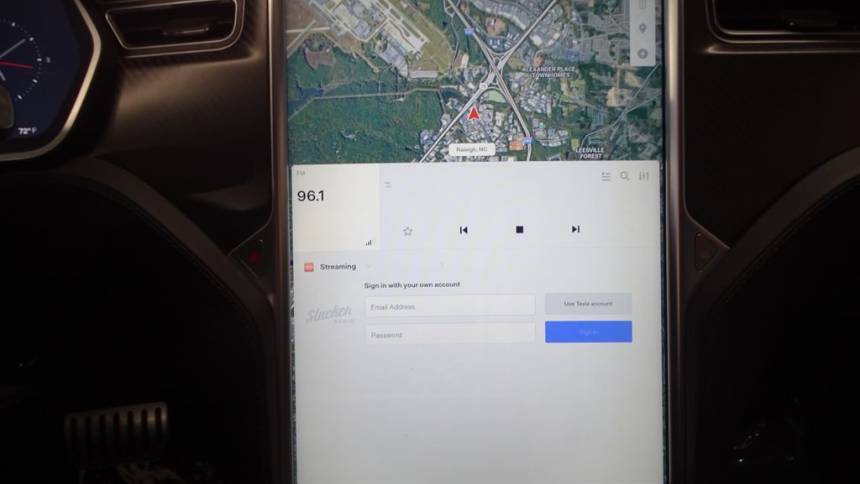 2015 Tesla Model S 5YJSA1E48FF115706