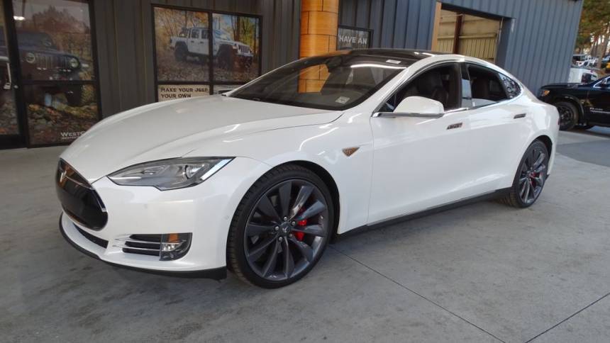 2015 Tesla Model S 5YJSA1E48FF115706