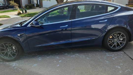 2018 Tesla Model 3 5YJ3E1EA2JF032568