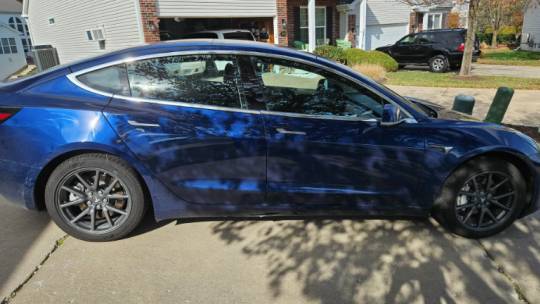 2018 Tesla Model 3 5YJ3E1EA2JF032568